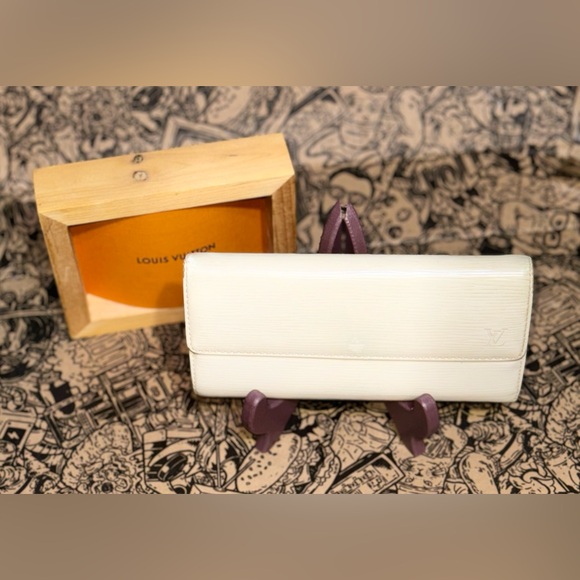 LOUIS VUITTON EPI SARAH LONG SNAP WALLET FULL INCLUSION - Picture 14 of 14